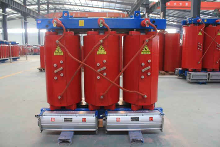 一般北京創(chuàng)聯(lián)匯通電氣全鋁的干式變壓器800kva價格是33900元，全銅的800kva干式變壓器價格是65000元。